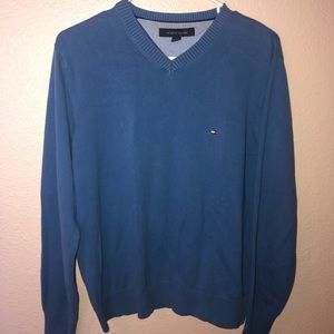 Blue Tommy Hilfiger crewneck